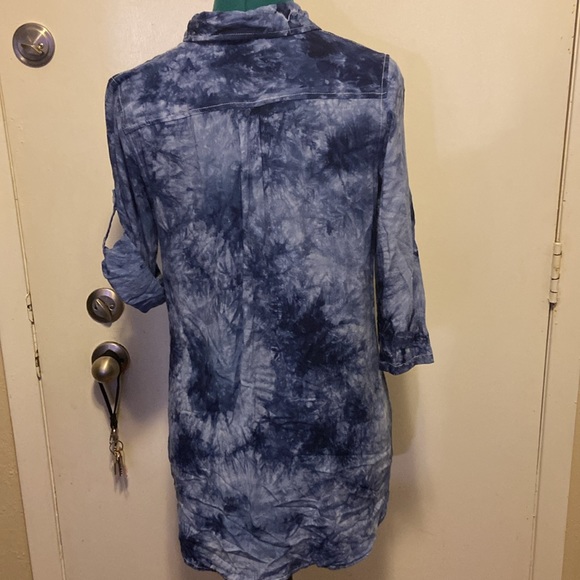 Women’s Lightweight Tie-Dye Top Med 3/4 Rolled Tab Sleeve Tunic Style - Picture 4 of 6